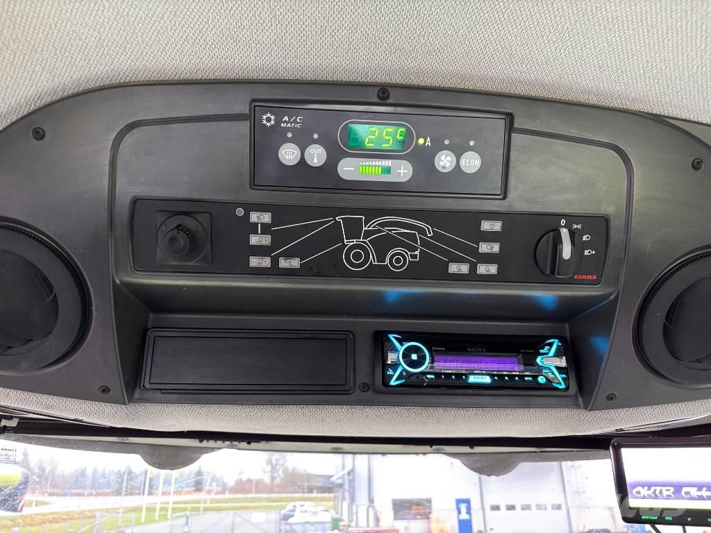 CLAAS Jaguar 930 Strojevi za krmu na vlastiti pogon