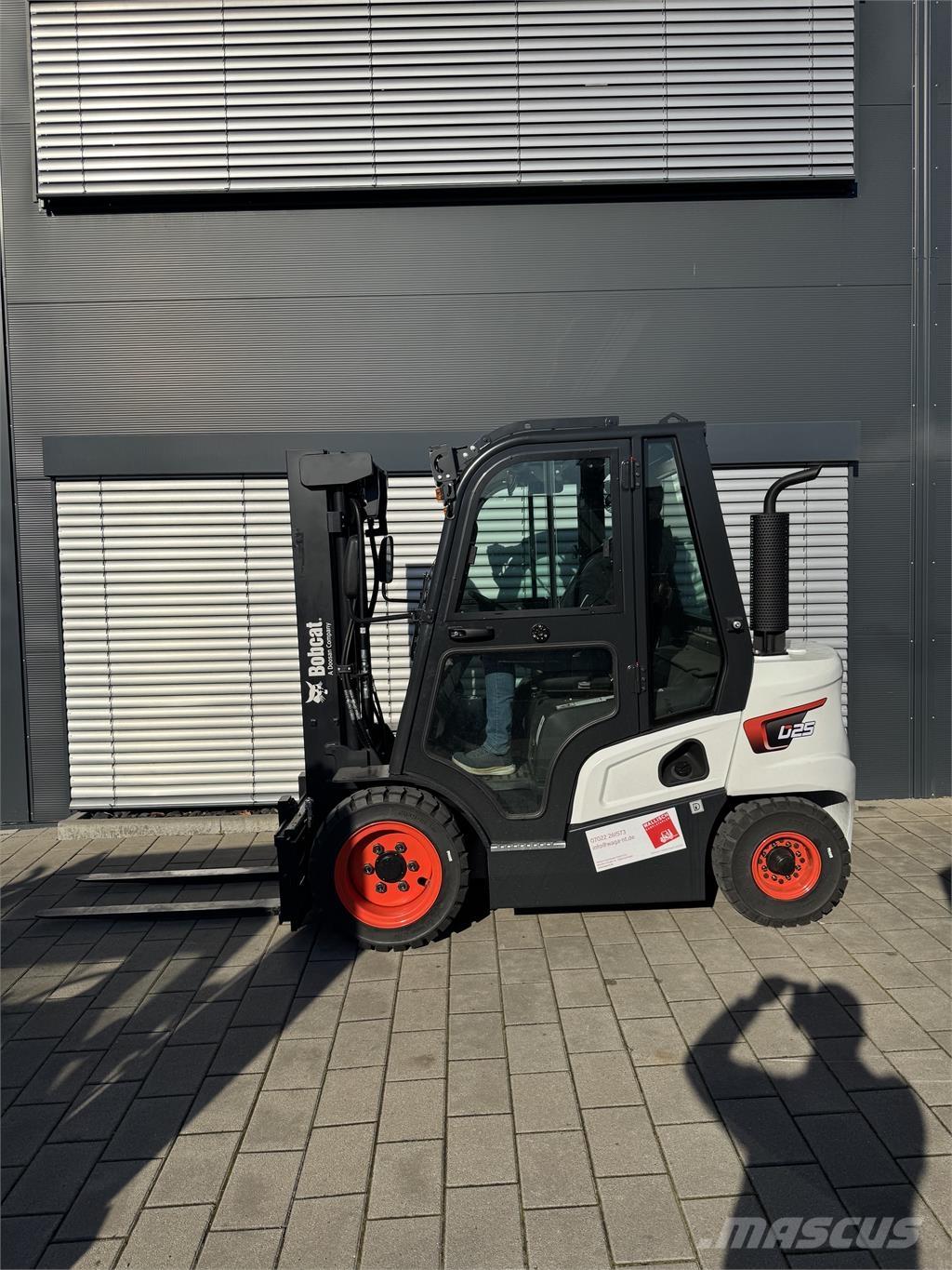 Bobcat D25NXS Dizelski viličari