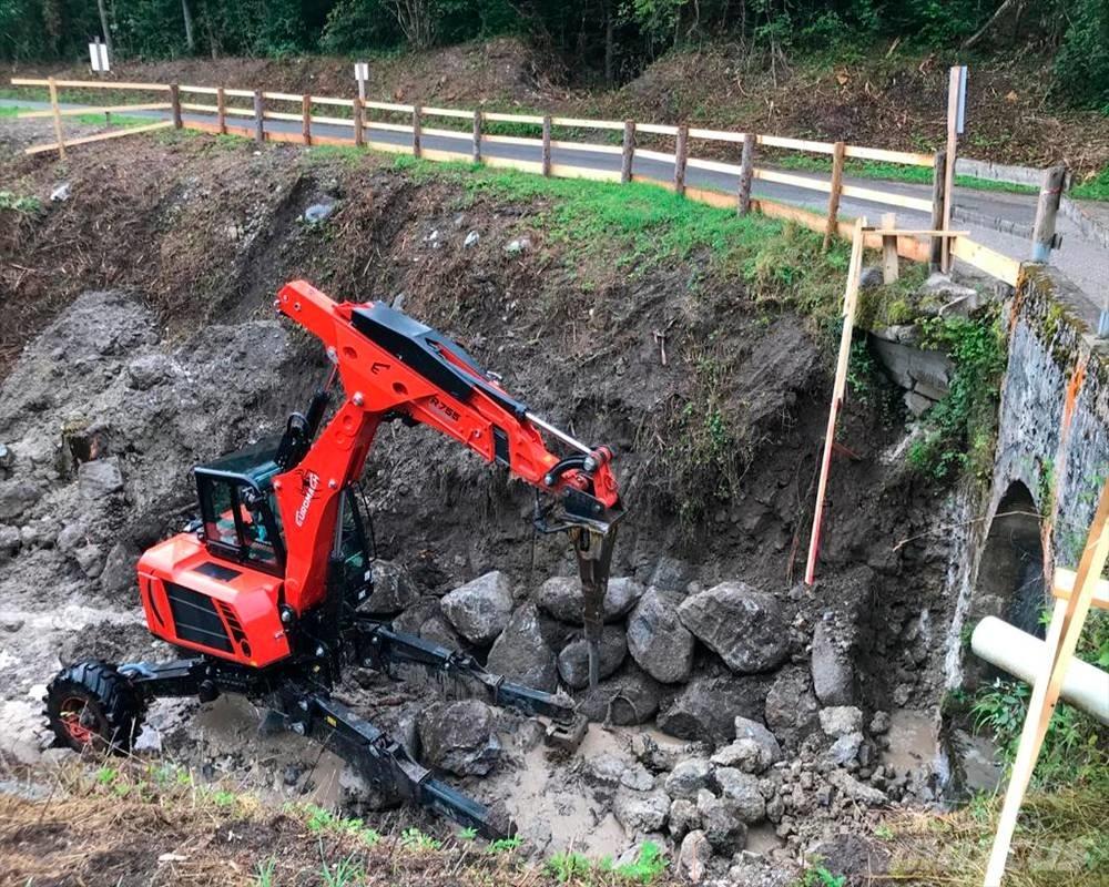 Euromach R755 Amfibijski bageri