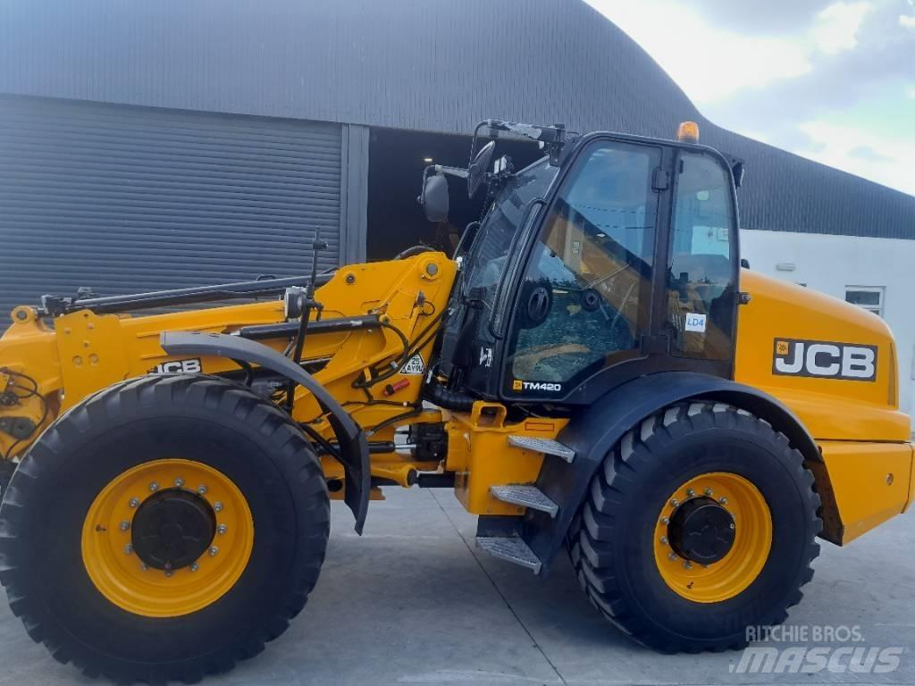 JCB TM420 Poljoprivredni teleskopski utovarivači