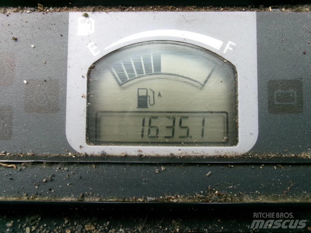 Hitachi 26U Mini bageri <7t
