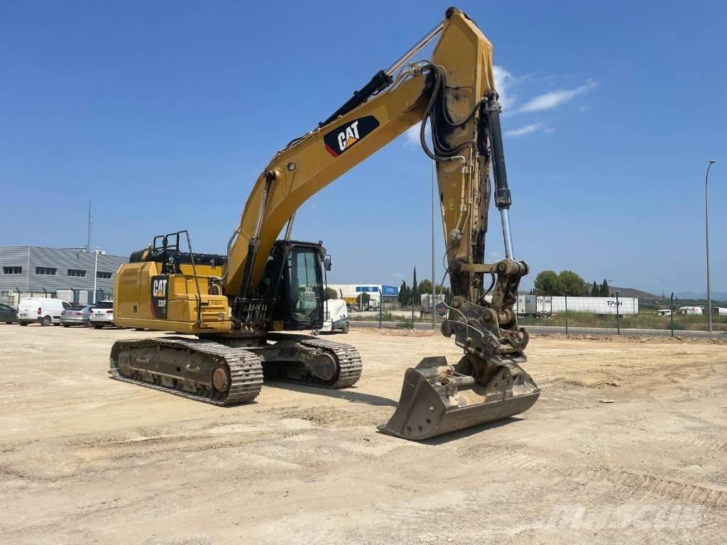 CAT 330 FLN Bageri gusjeničari