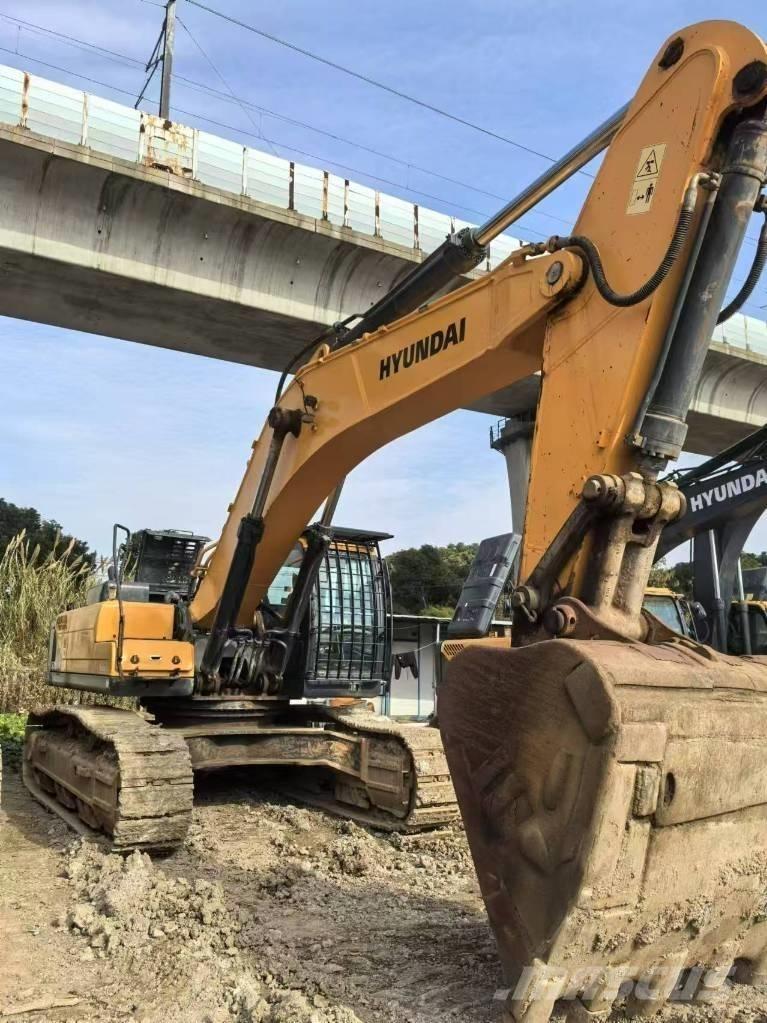 Hyundai 520VS Bageri gusjeničari
