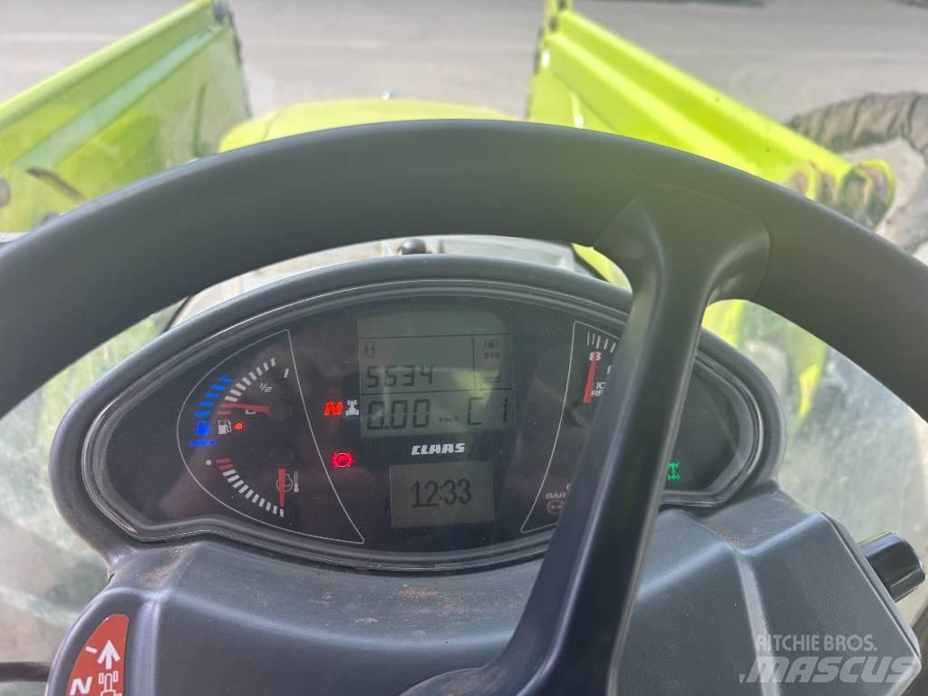 CLAAS Arion 440 Traktori