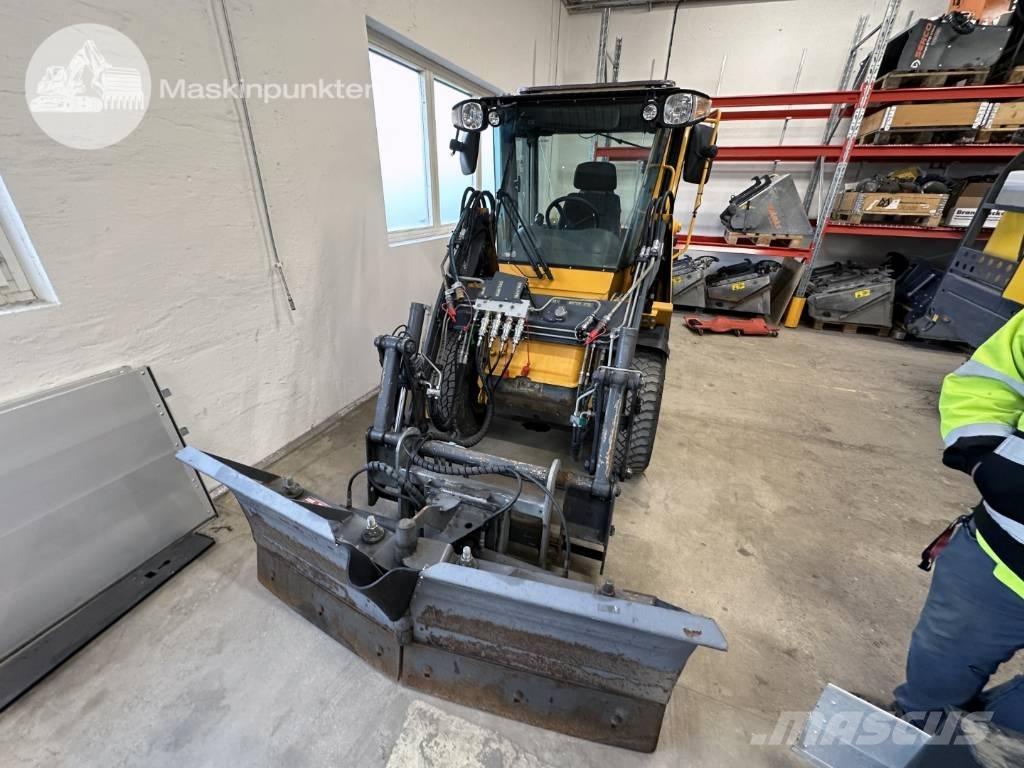 Wille 355 B Pomoćni strojevi