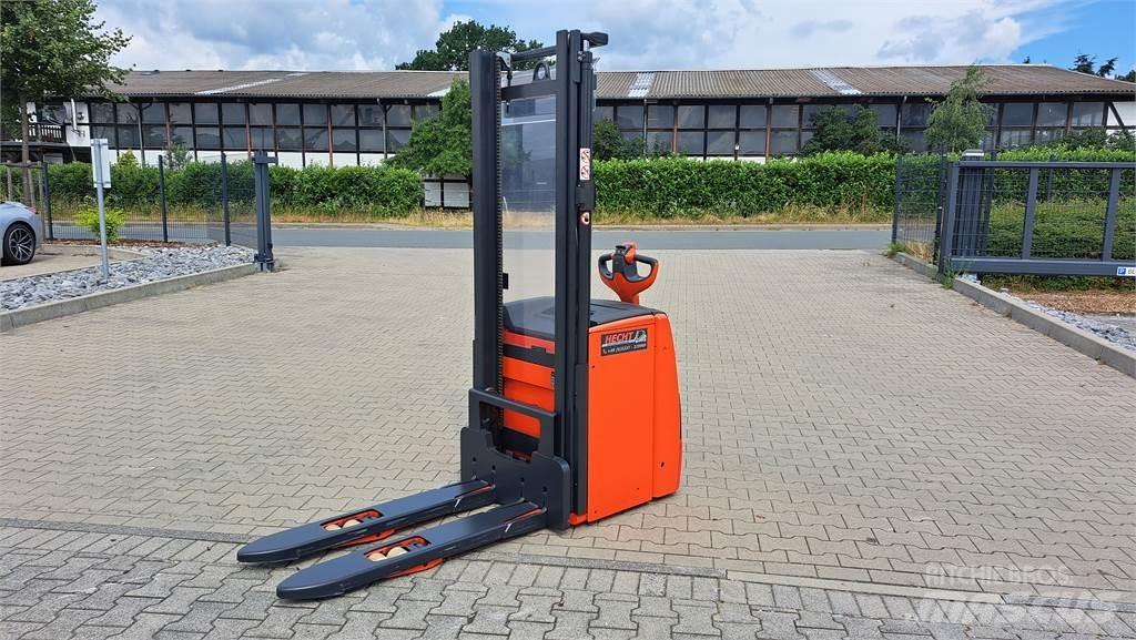 Linde L16i Ručni električni viličar