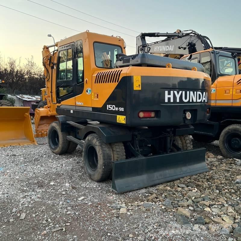 Hyundai R150w Bageri na kotačima