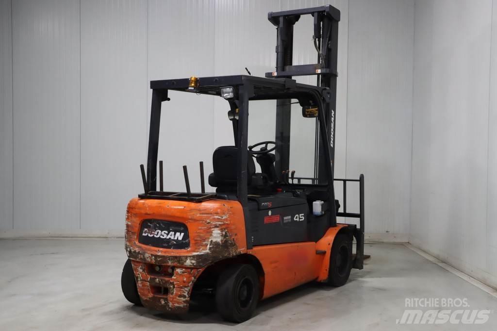 Doosan B45X-5 Električni viličari