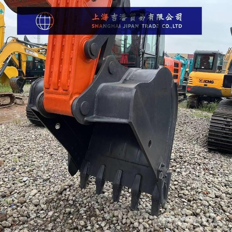 Doosan DX 225 Bageri gusjeničari