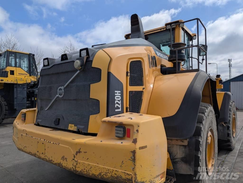 Volvo L 220 H Utovarivači na kotačima