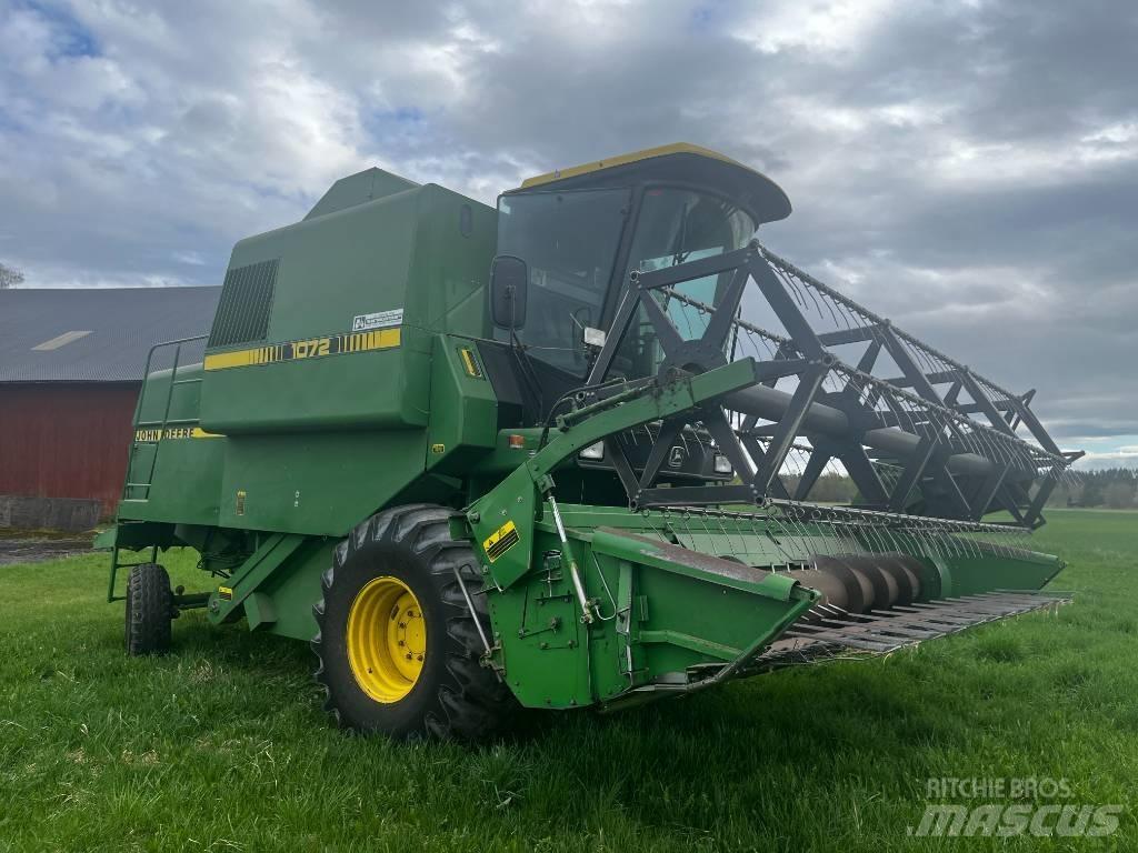 John Deere 1072 Kombajni