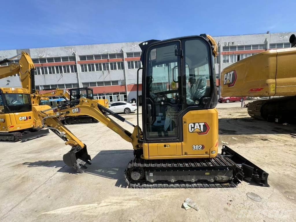 CAT 302 Mini bageri <7t