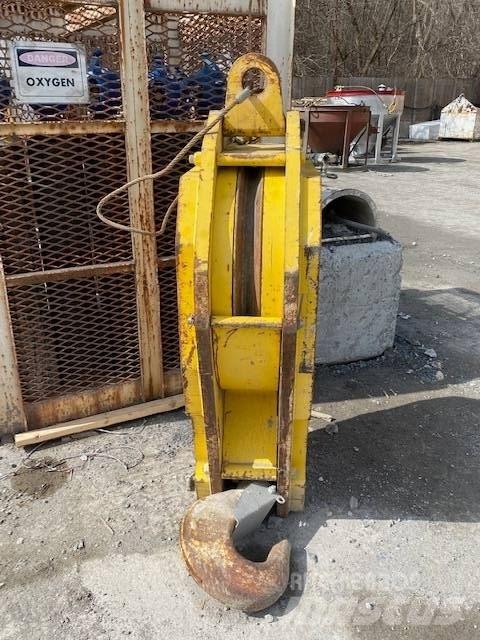Liebherr HS 885 HD Kranovi sa gusjenicama