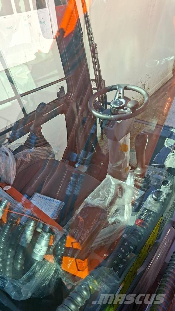 Develon DX 210 W-7 Bageri na kotačima