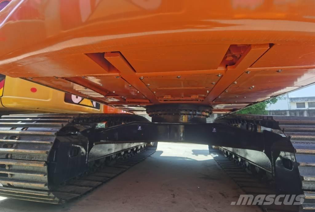 Doosan DX 225 LC Bageri gusjeničari
