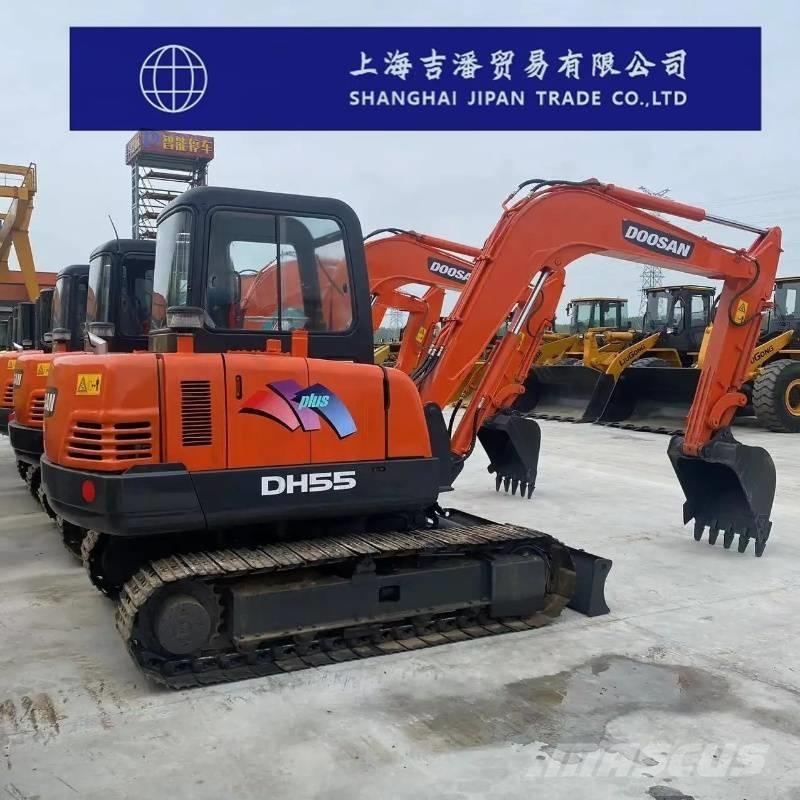 Doosan DH 55 Bageri gusjeničari