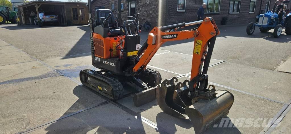 Doosan DX 10 Z Mini bageri <7t