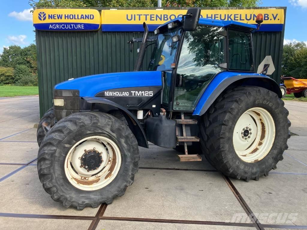 New Holland TM 125 Traktori