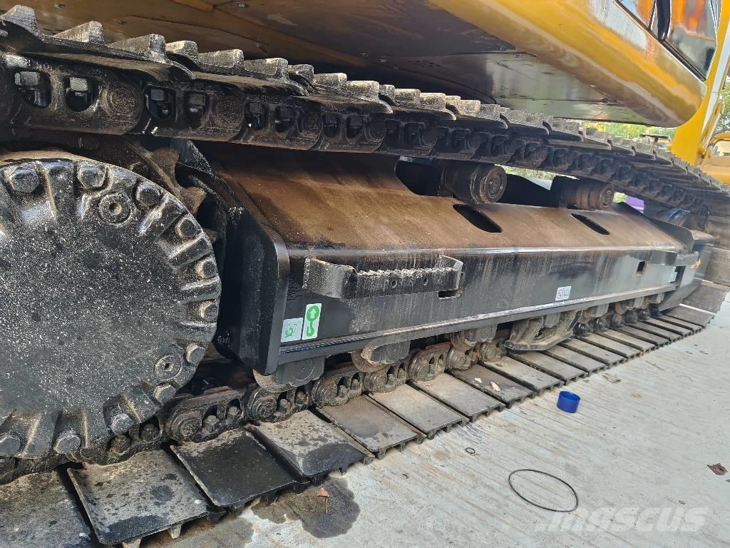 CAT 320d Bageri gusjeničari