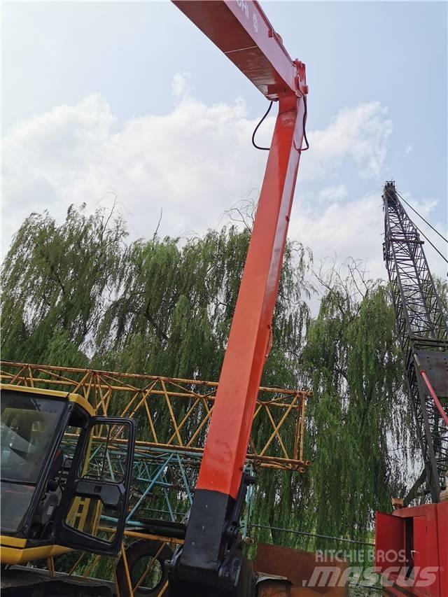 Hitachi EX 220 LC Bageri gusjeničari