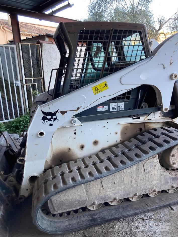 Bobcat T 300 Skid steer mini utovarivači