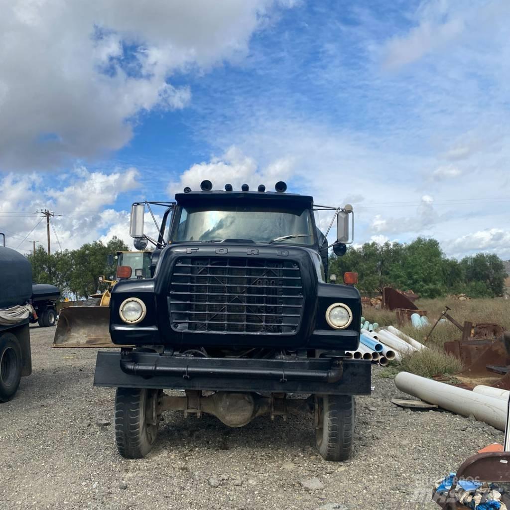 Ford 6 x 6 Kamioni za vodu