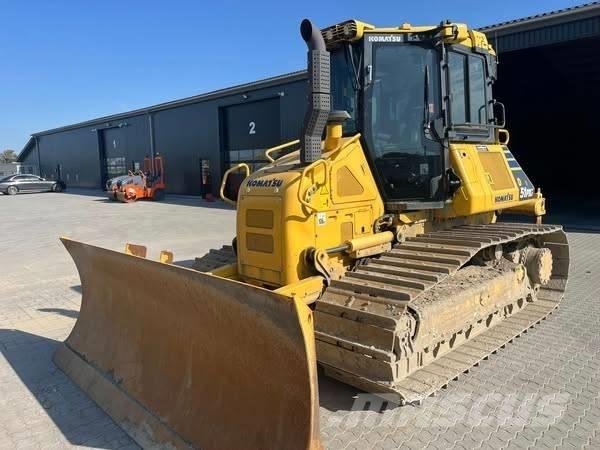 Komatsu D 51 PXi-24 Buldožeri gusjeničari