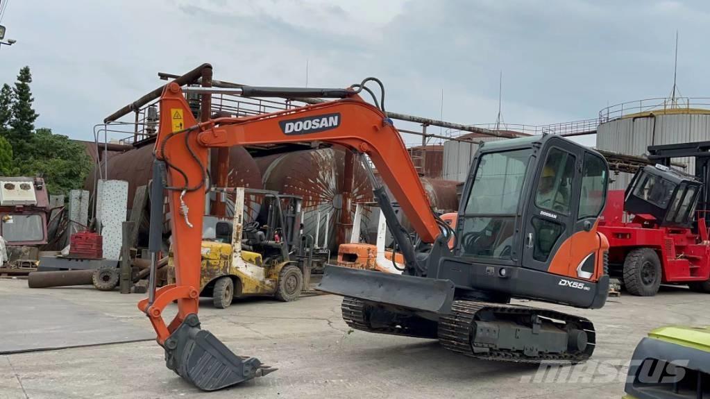Doosan DX 55 Mini bageri <7t