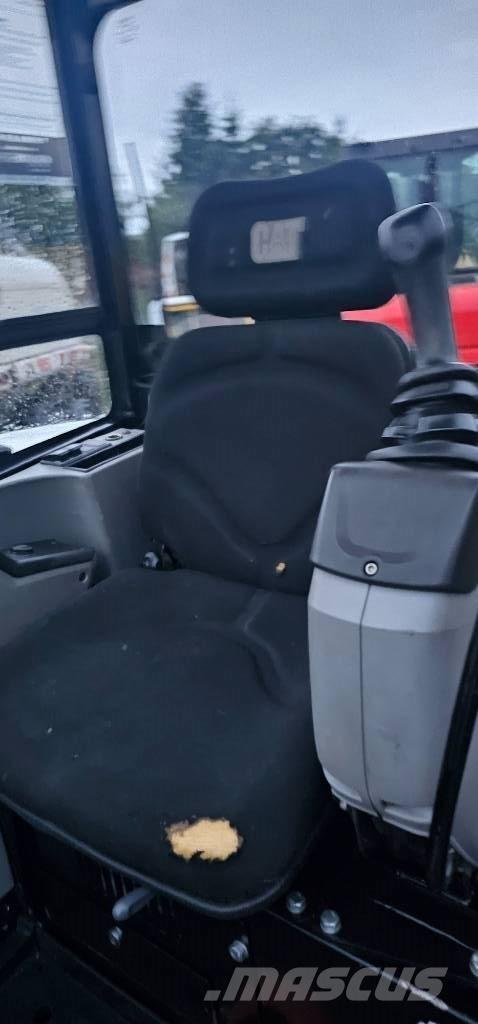 CAT 302.7 D CR Mini bageri <7t