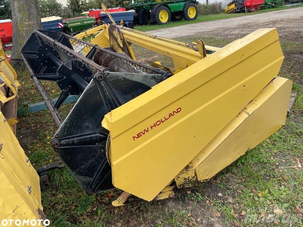 New Holland TX 32 Kombajni