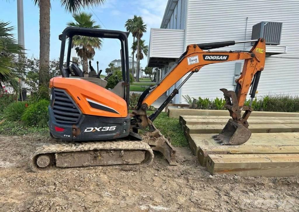 Doosan DX 35 Mini bageri <7t