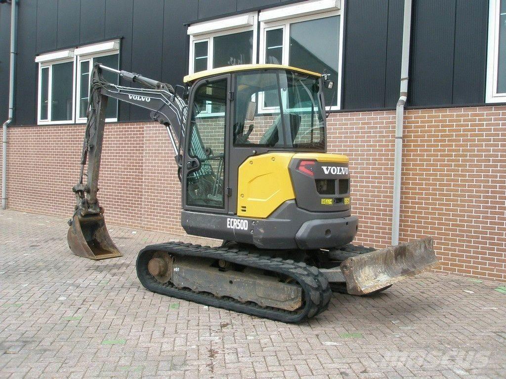 Volvo ECR50D Mini bageri <7t