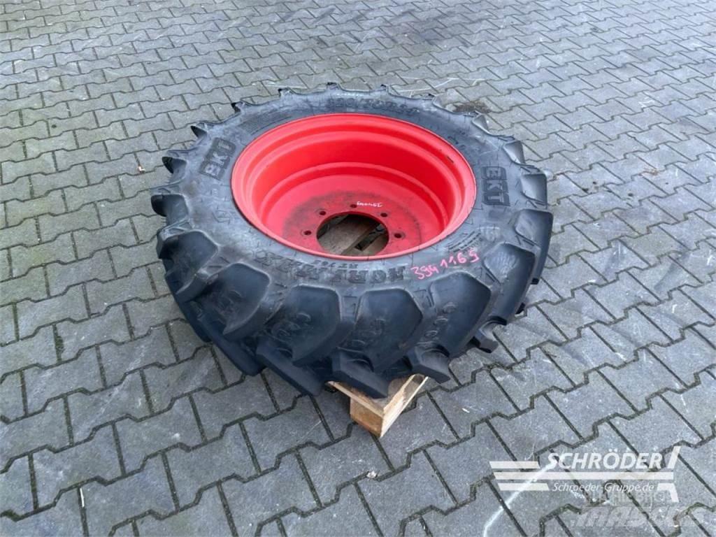BKT 1X 320/70 R24 Gume, kotači i naplatci