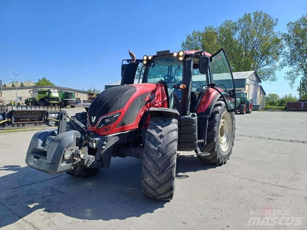 Valtra T 234 A Traktori