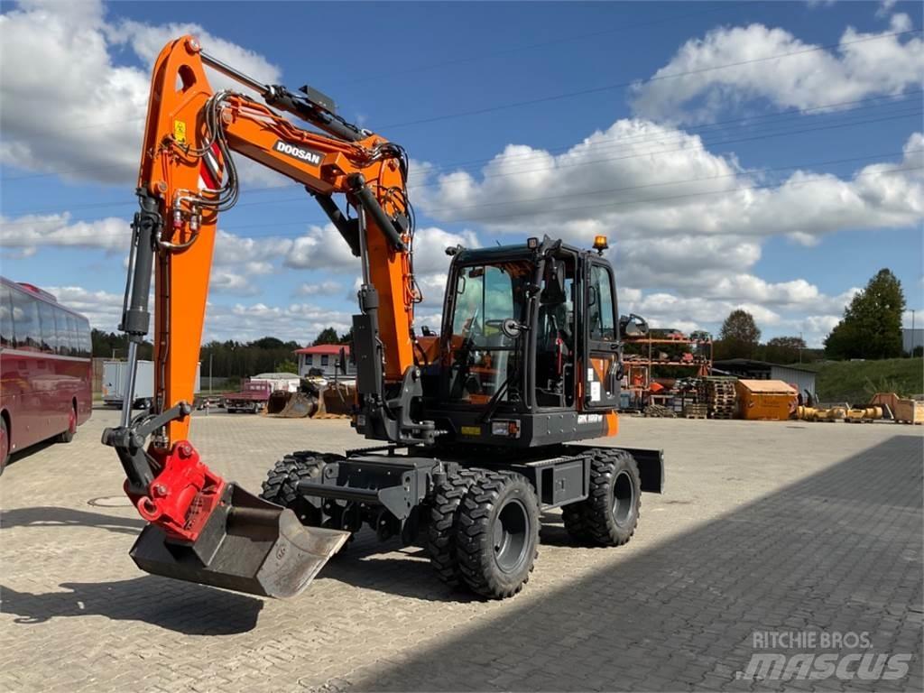 Doosan DX100W-7 Bageri na kotačima