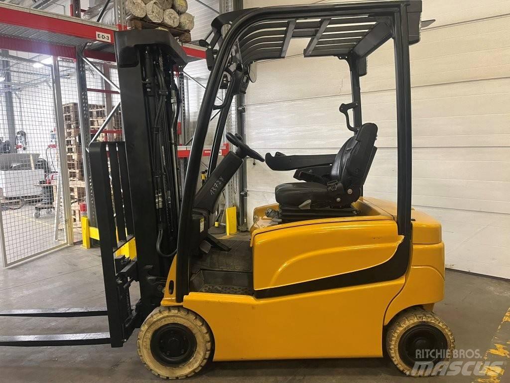 Yale ERP 16 VF Električni viličari