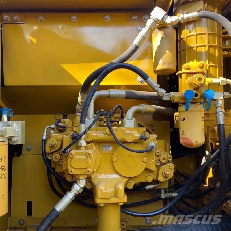 CAT 320 D Bageri gusjeničari