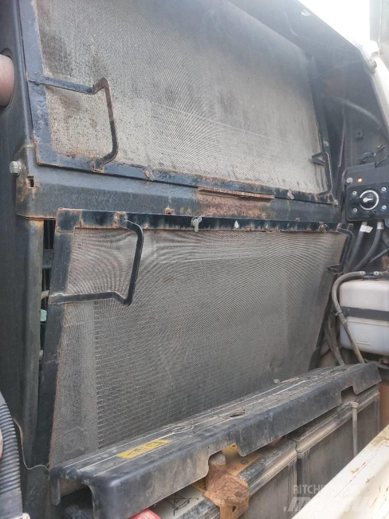 CASE CX 210 D Bageri gusjeničari