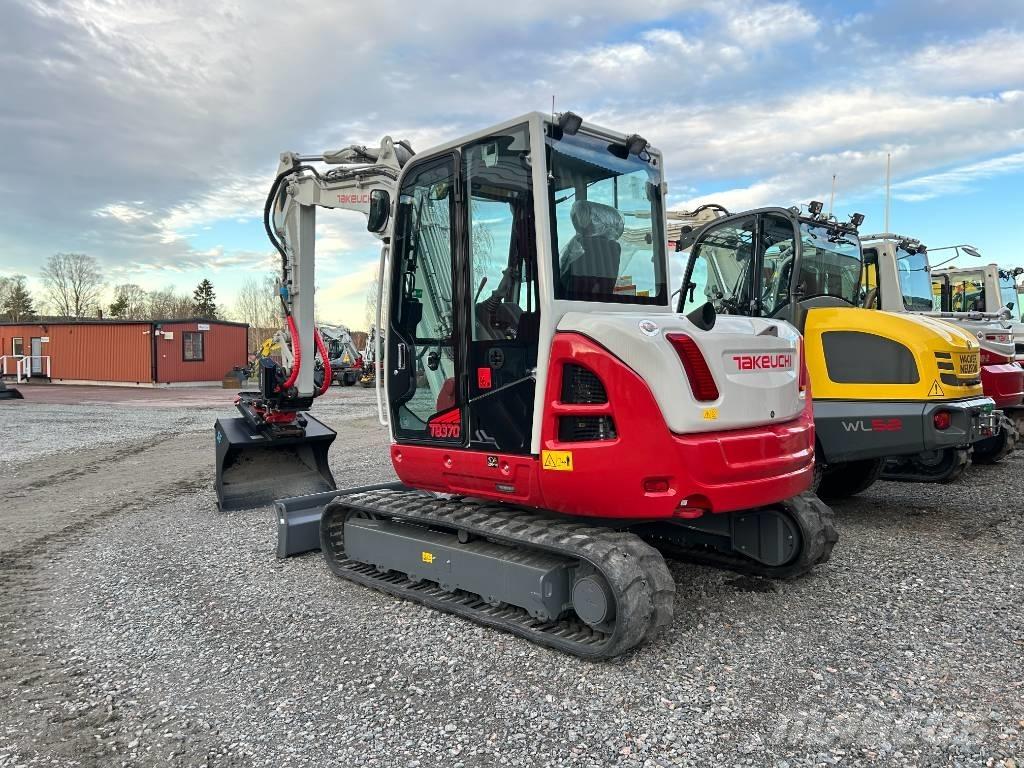 Takeuchi TB370 Midi bageri 7t – 12t