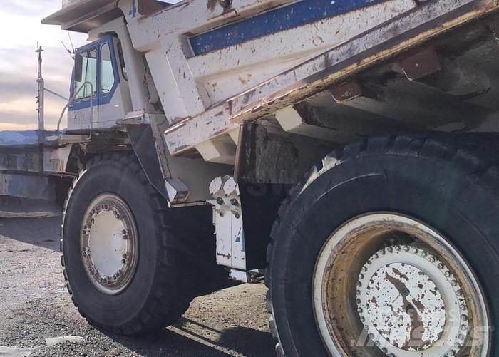 Komatsu HD985 - Demperi za gradilišta