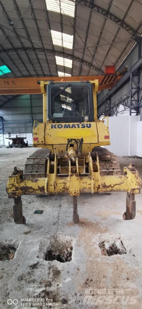 Komatsu DX 65 Buldožeri gusjeničari