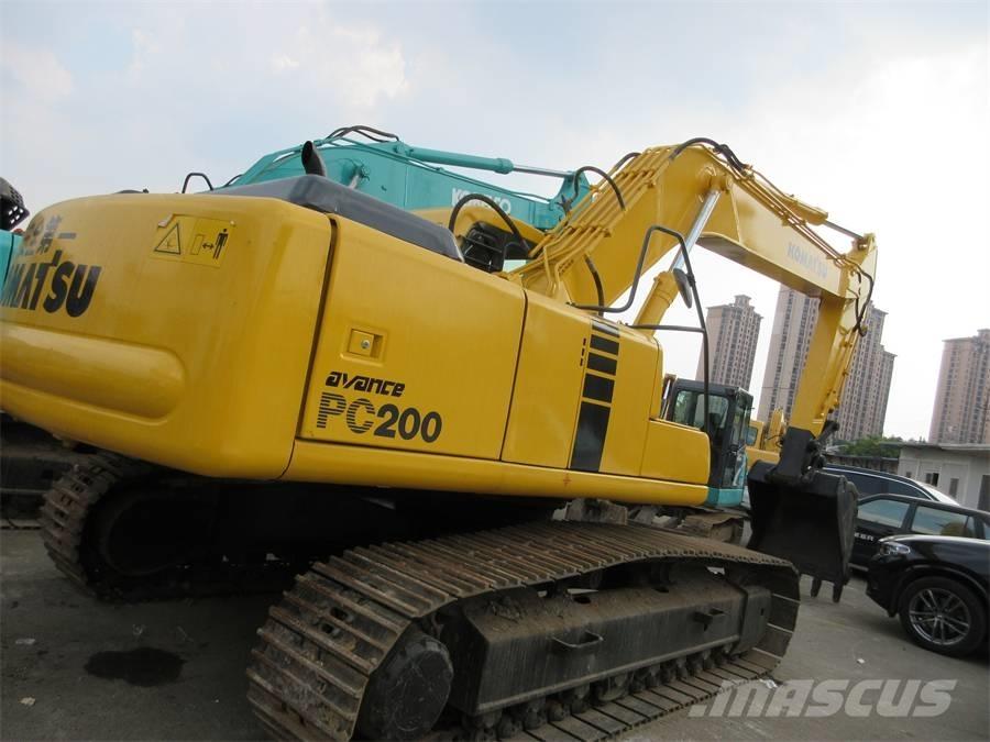 Komatsu PC 200-6 Bageri gusjeničari