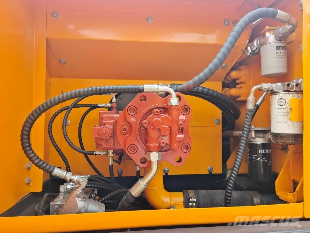 Hyundai HX 220 HD Bageri gusjeničari