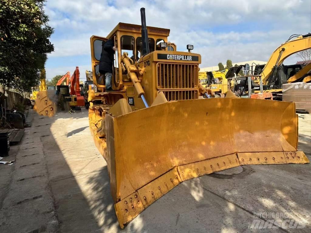 CAT D 7 G Buldožeri gusjeničari