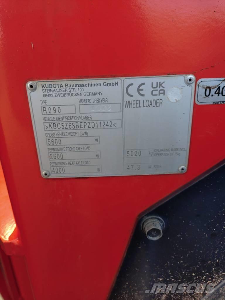 Kubota R 082 Utovarivači na kotačima