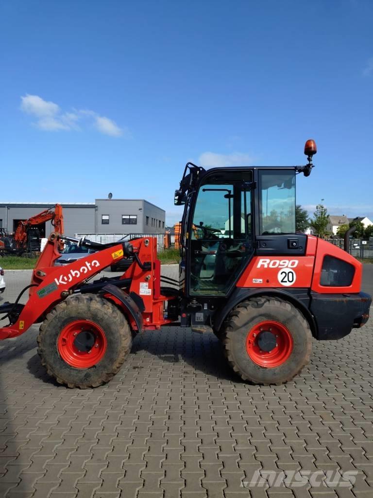 Kubota R 082 Utovarivači na kotačima
