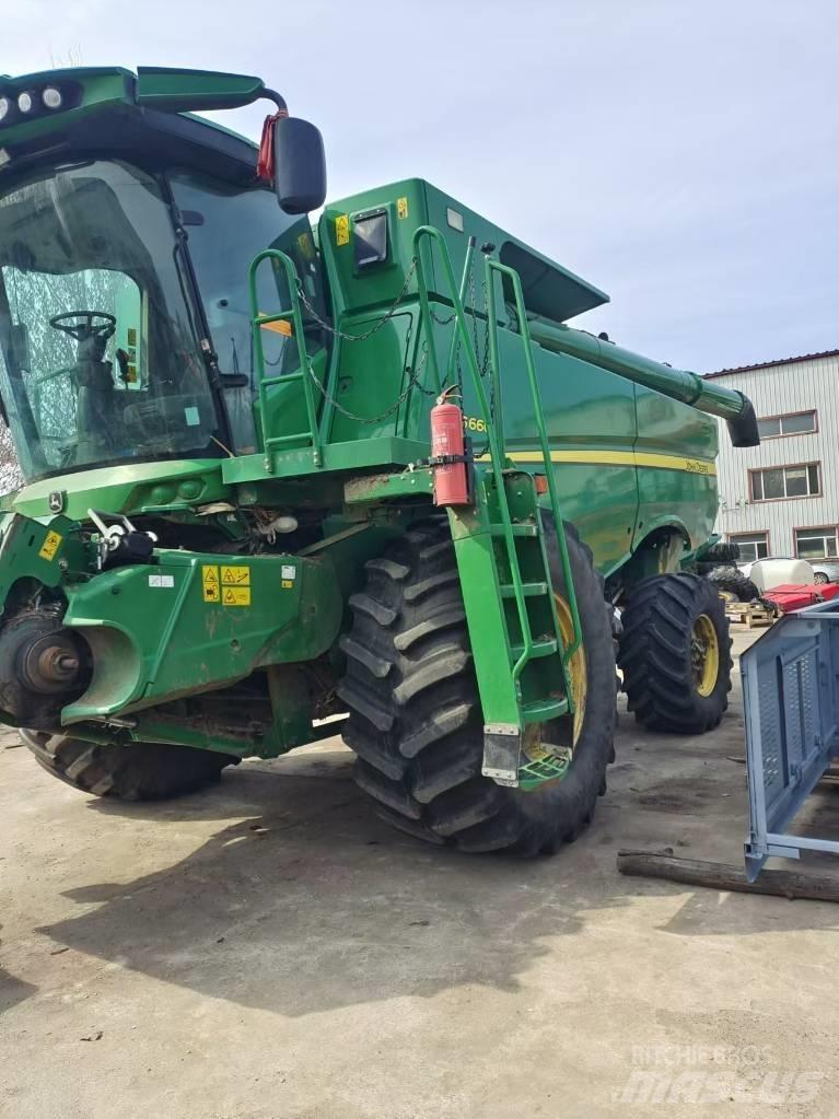 John Deere S660 Kombajni