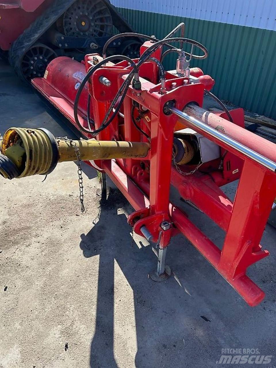 Dücker USM 21 Kosilice za pašnjak