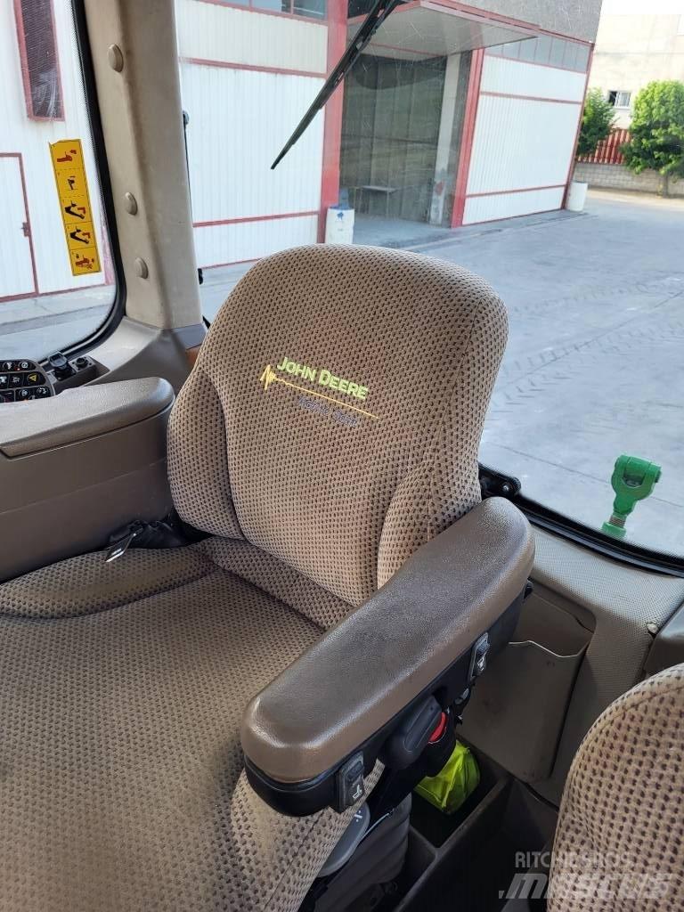 John Deere 8345 R Traktori