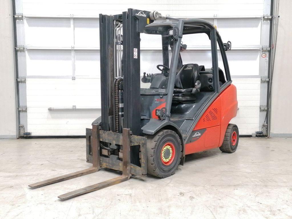Linde H30T-02 Plinski viličari